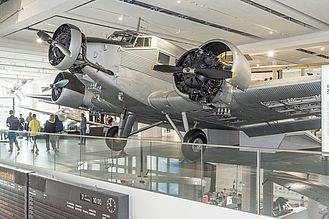 Flugzeug Ju 52 in der Ausstellungshalle Historische Luftfahrt.