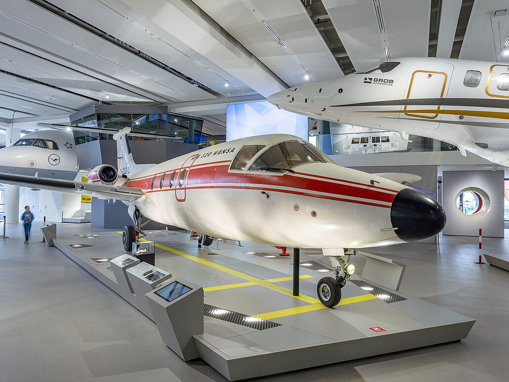 Hansajet und Grob-Jet in der Ausstellung Moderne Luftfahrt.