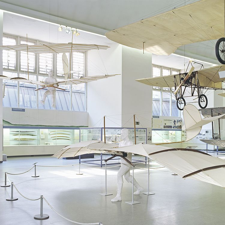 Flieger Lilienthal Lilienthal Flugzeug