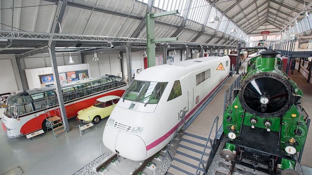 zur Ausstellung Reisen