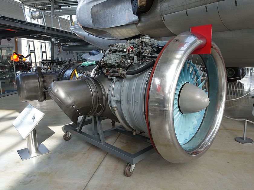 Hub- und Marschtriebwerk Rolls Royce Pegasus 5 in der Flugwerft Schleißheim.