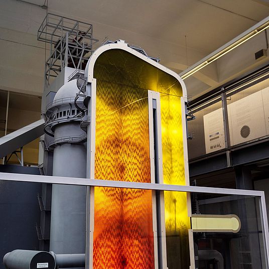 Model of a modern blast furnace plant.