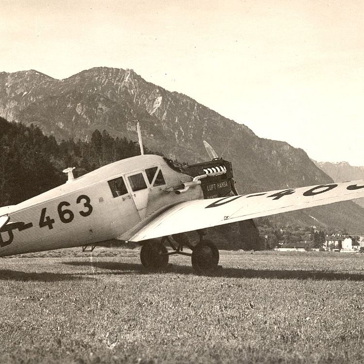 Alte Fotografie: Junkers F 13 in Bad Reichenhall.