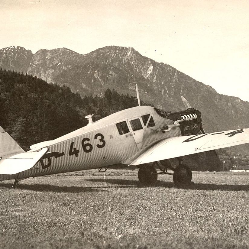 Alte Fotografie: Junkers F 13 in Bad Reichenhall.